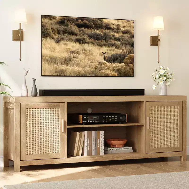 Meuble TV en rotin pour téléviseur 75 pouces, meuble de divertissement bohème avec étagères réglables, meuble TV et multimédia en chêne naturel à 2 niveaux de rangement pour salon chambre